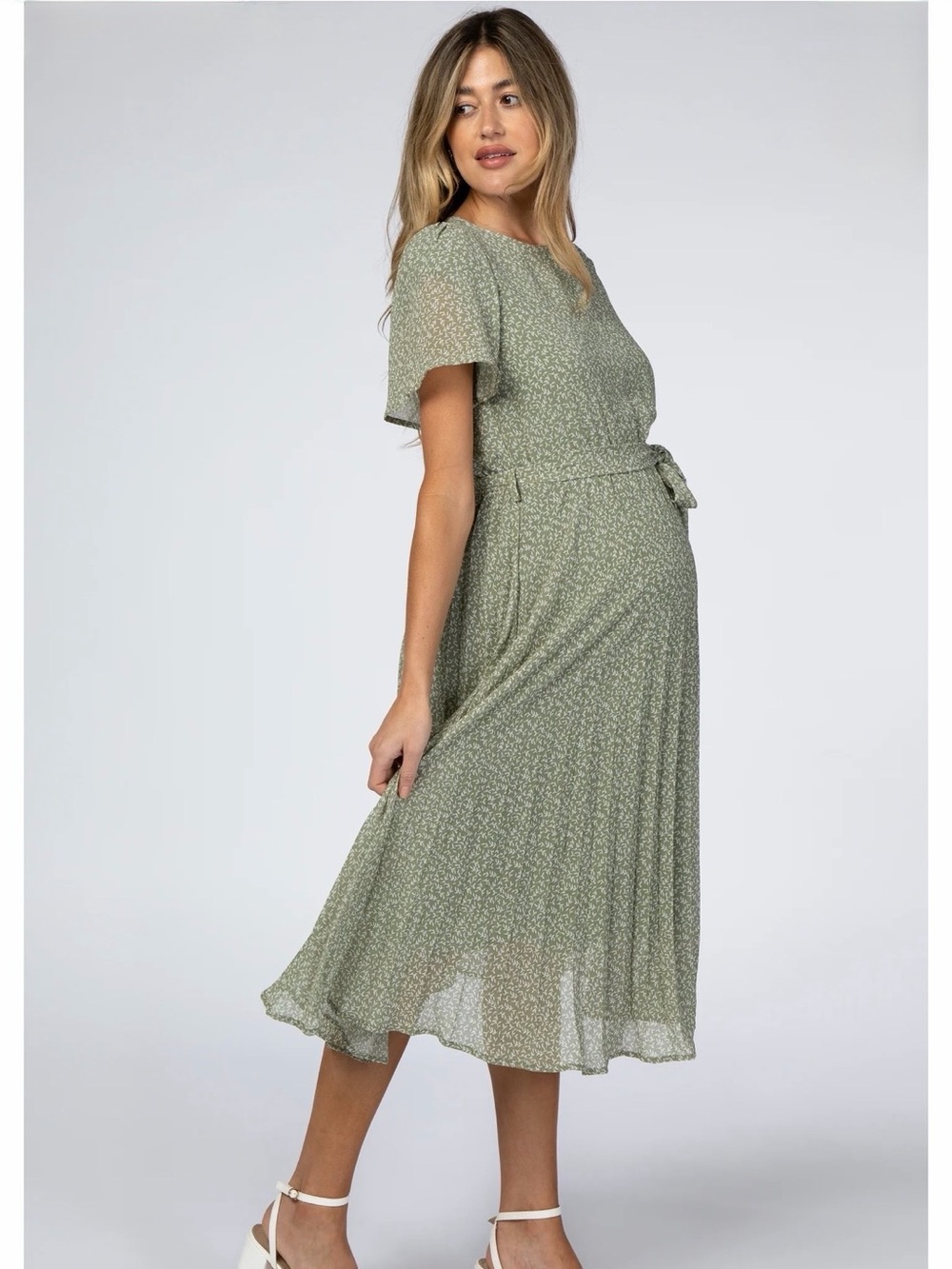 Light Olive Leaf Print Pleated Maternity Maxi Dress